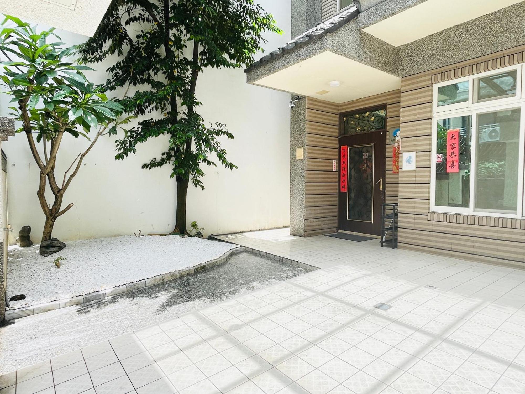 花蓮密絲朵包棟民宿 6-14人 Hualien City Ngoại thất bức ảnh